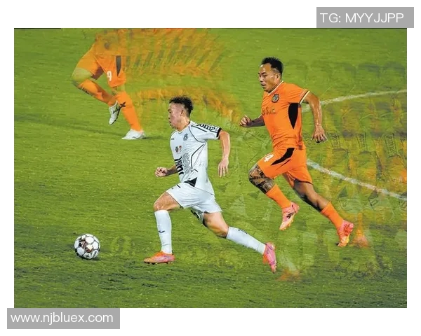 足球场上有多少球星在拼搏竞技他们的表现如何展现出无限魅力